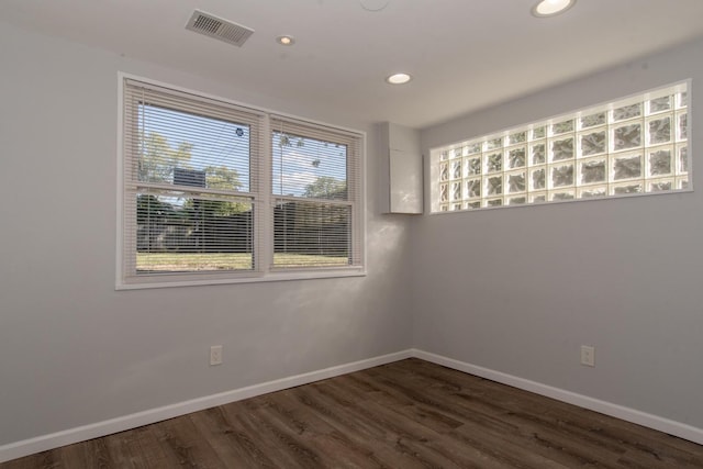 15413 Dobson Ave, Dolton, IL 60419 - spare room featuring visible vents, recessed lighting, baseboards, and wood finished floors