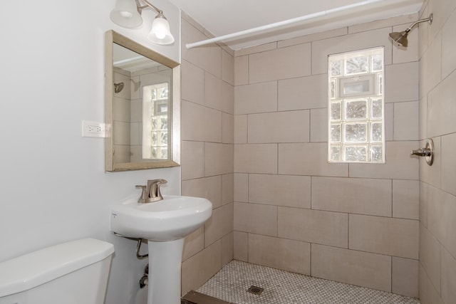 15413 Dobson Ave, Dolton, IL 60419 - full bath featuring a tile shower and toilet