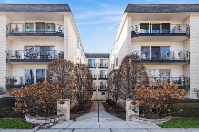 701 Ridge Rd Unit 3A, Wilmette, IL 60091 - photo 1