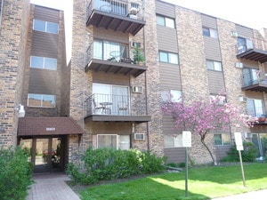 8901 N Western Ave Unit 116, Des Plaines, IL 60016 - view of property