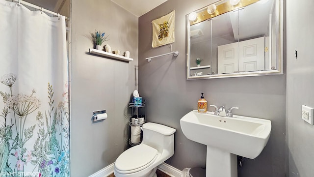 1288 N Ashland Ave, Palatine, IL 60074 - full bath with toilet and a shower with shower curtain