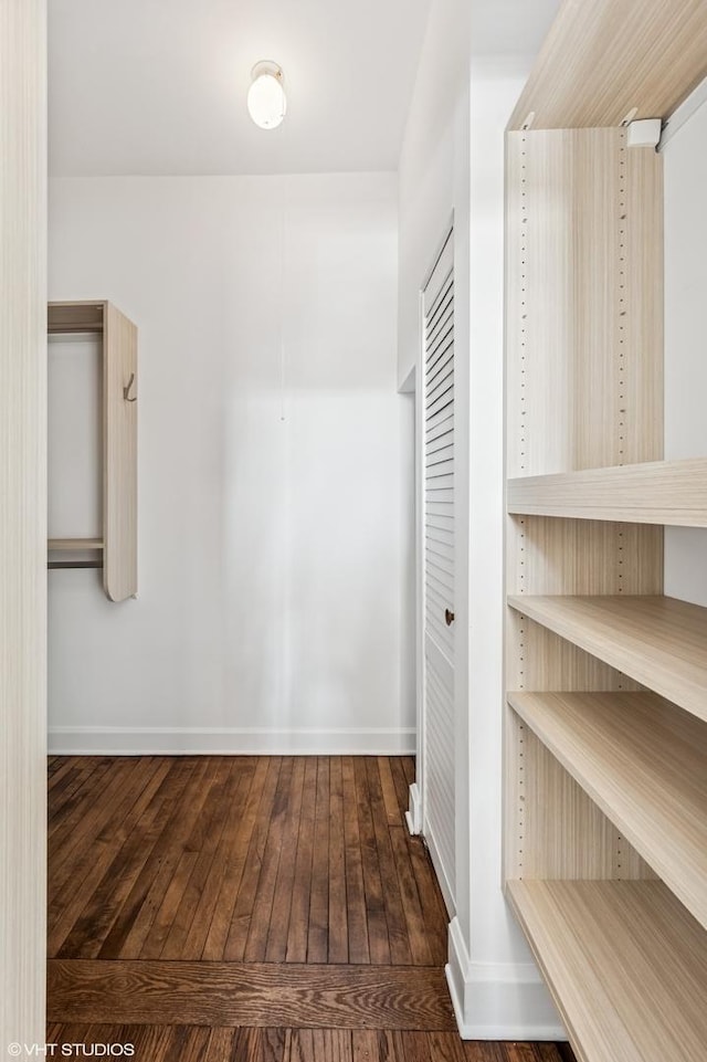 2137 W Cortez St Unit 2, Chicago, IL 60622 - hallway featuring baseboards and hardwood / wood-style floors