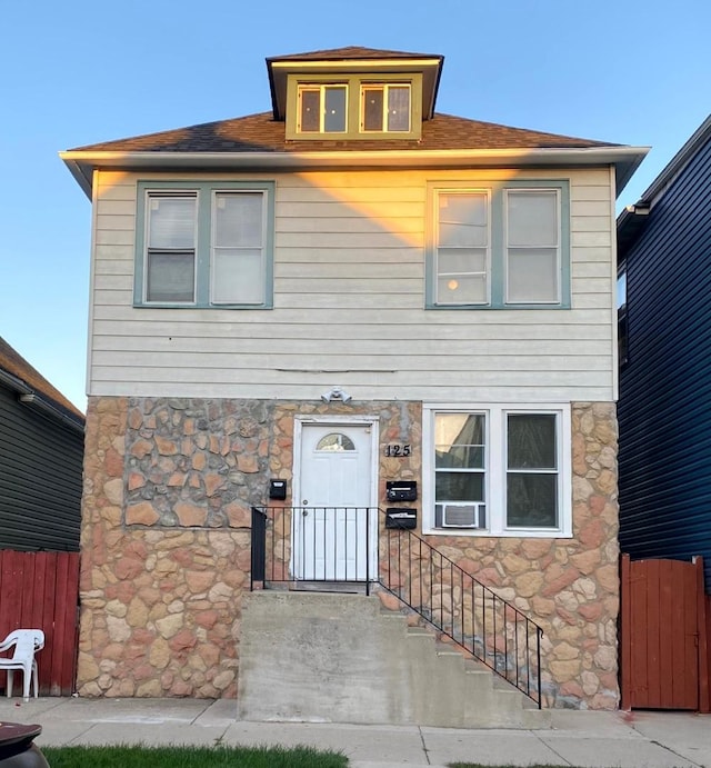 125 N 22nd Ave, Melrose Park, IL 60160 - photo 1