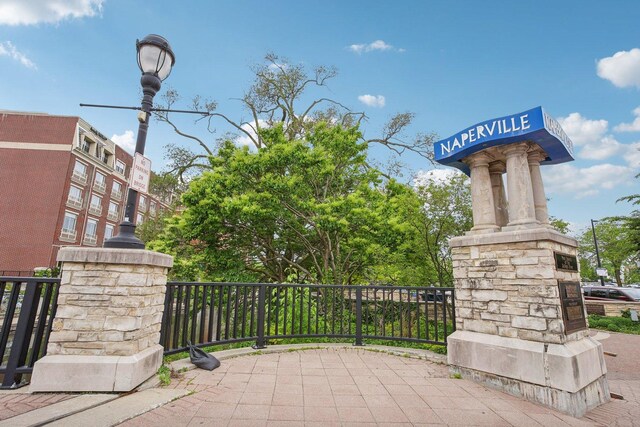 648 S Main St, Naperville, IL 60540 - photo 31