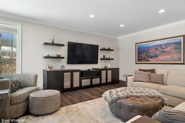 living area with recessed lighting, ornamental molding, and wood finished floors