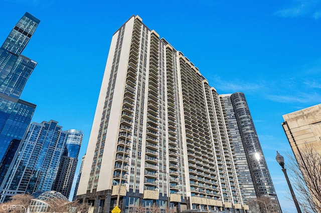 400 E Randolph St Unit 3428, Chicago, IL 60601 - view of property featuring a view of city