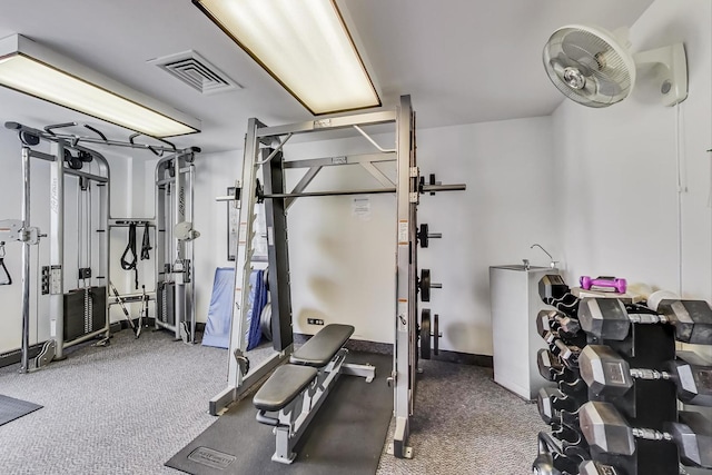 5733 N Sheridan Rd Unit 29D, Chicago, IL 60660 - workout area with carpet flooring and baseboards