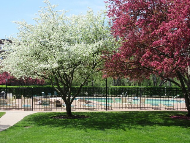 1260 N Western Ave Unit 306, Lake Forest, IL 60045 - photo 18