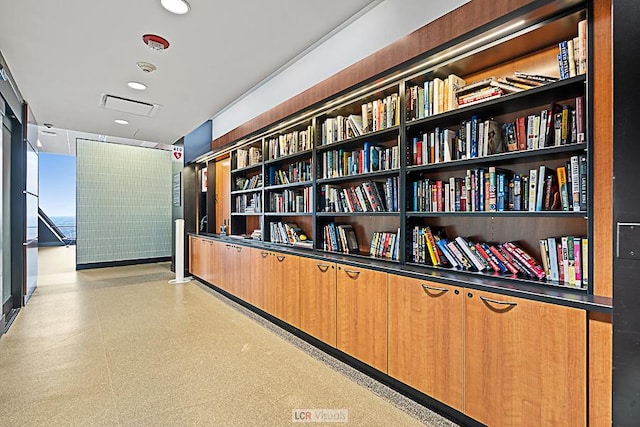 175 E Delaware Pl Unit 5019, Chicago, IL 60611 - view of hallway
