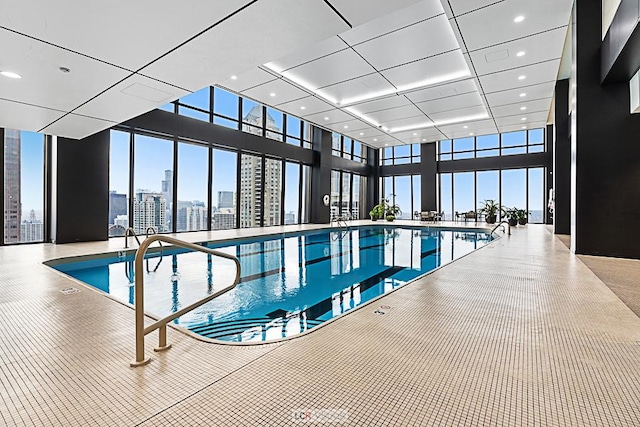 175 E Delaware Pl Unit 5019, Chicago, IL 60611 - view of indoor community pool