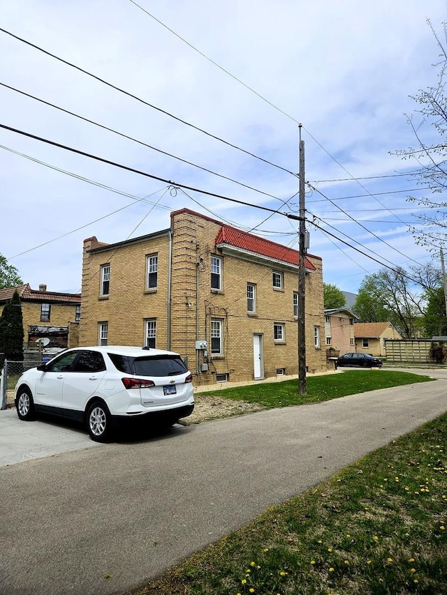 view of property exterior