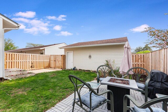 10 Wake Robin Ct, Woodridge, IL 60517 - view of patio / terrace featuring a fenced backyard and a fire pit