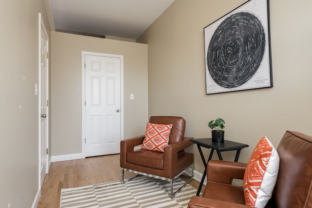 612 S Western Ave Unit 3, Chicago, IL 60612 - living area featuring baseboards and light wood-style flooring
