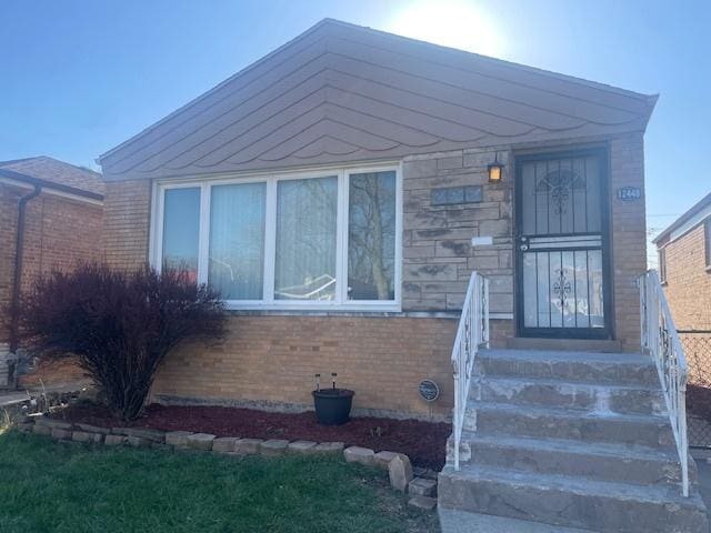 view of front facade with brick siding
