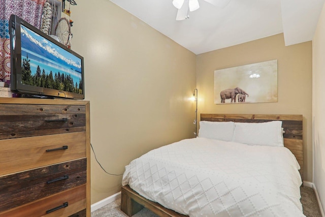 708 N Rockwell St, Chicago, IL 60612 - carpeted bedroom featuring baseboards and ceiling fan