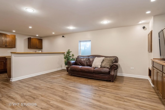 129 S Palmer Dr, Bolingbrook, IL 60490 - living area featuring recessed lighting, light wood-style floors, and baseboards