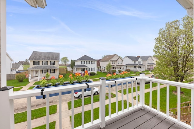 711 W Benham St, Kirkland, IL 60146 - balcony with a residential view
