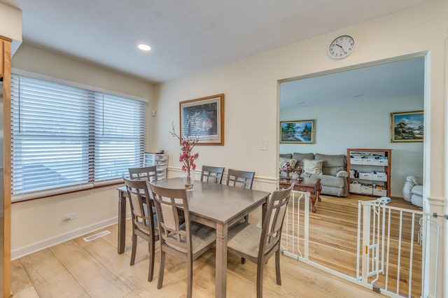 1716 N Beech Rd, Mount Prospect, IL 60056 - dining room with recessed lighting, baseboards, visible vents, and light wood-type flooring
