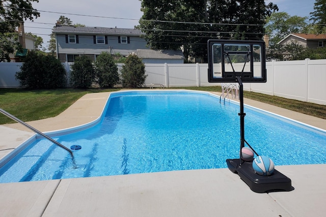 1716 N Beech Rd, Mount Prospect, IL 60056 - view of pool featuring a fenced in pool, a fenced backyard, and a patio