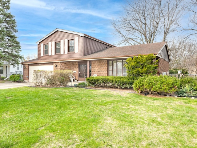 1602 S Surrey Ln, Arlington Heights, IL 60005 - view of front facade featuring brick siding, a shingled roof, driveway, and a front yard