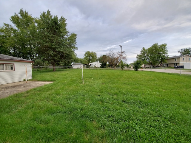 120 Grow Ln, Streamwood, IL 60107 - view of yard featuring fence
