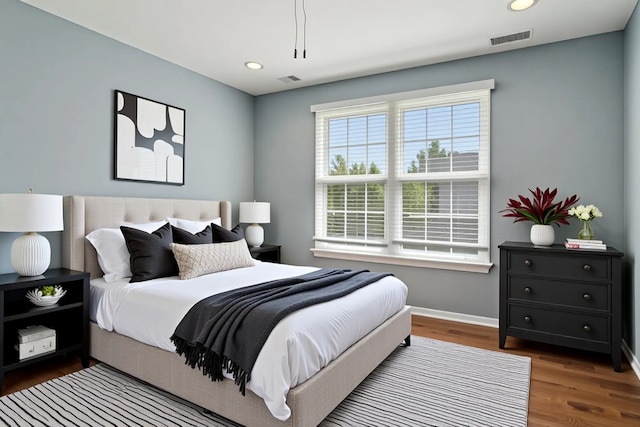 15 Red Tail Dr, Hawthorn Woods, IL 60047 - bedroom with wood finished floors, recessed lighting, and baseboards
