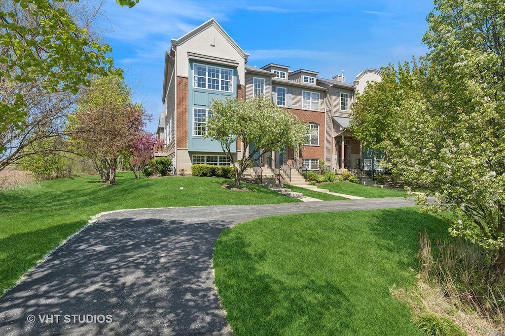 55 Thomas Ct, Grayslake, IL 60030 - photo 1