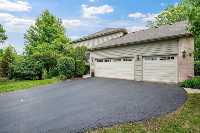 1759 Baybrook Ln, Naperville, IL 60564 - garage with driveway
