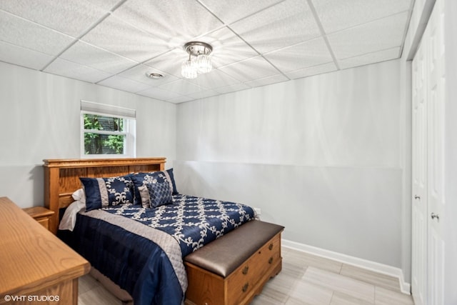 701 N Coolidge Ave, Palatine, IL 60067 - bedroom with a drop ceiling and baseboards