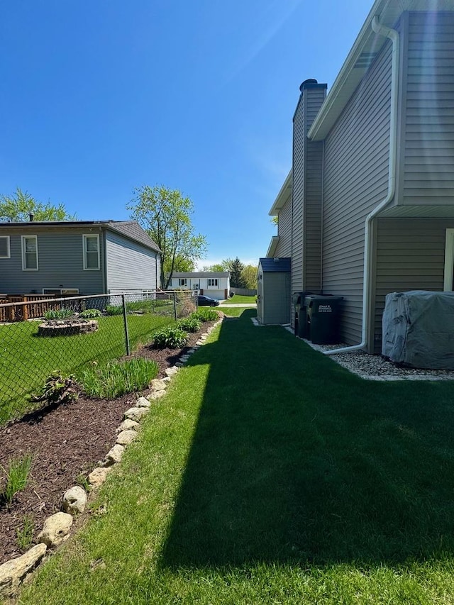 660 Londonberry Ln, Bolingbrook, IL 60440 - view of yard