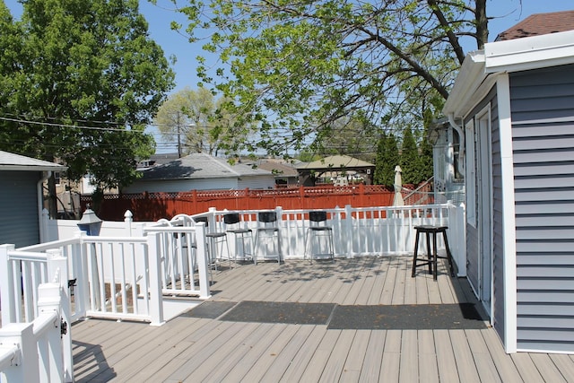 deck featuring fence