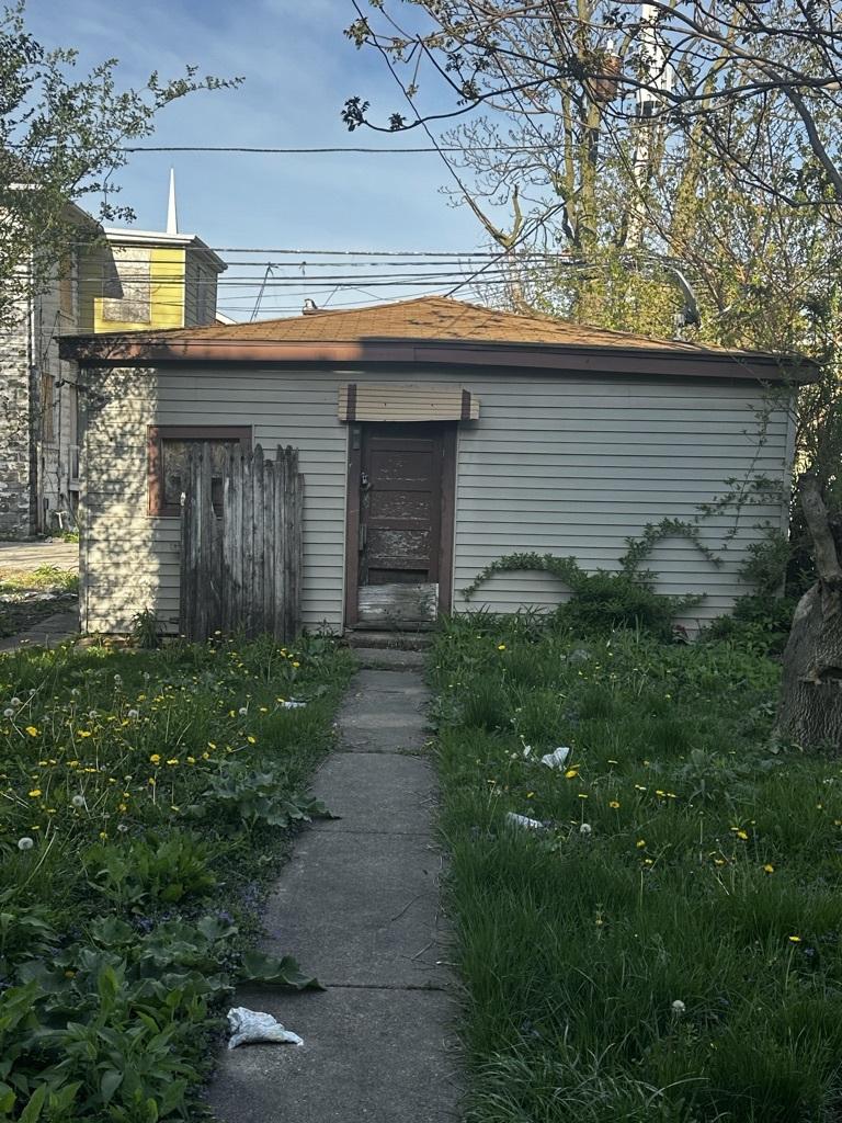 11305 S Edbrooke Ave, Chicago, IL 60628 - view of outdoor structure