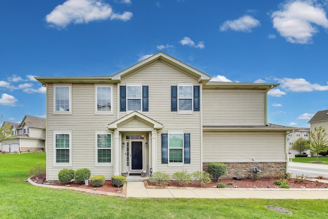 view of front of property with a front yard