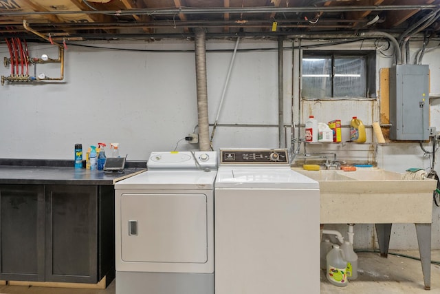 13001 S Westgate Dr, Palos Heights, IL 60463 - unfinished below grade area with freestanding refrigerator