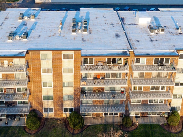 2900 Maple Ave Unit 19E, Downers Grove, IL 60515 - view of building exterior