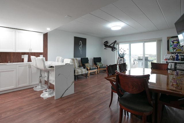 2900 Maple Ave Unit 19E, Downers Grove, IL 60515 - dining area featuring recessed lighting and dark wood-style floors