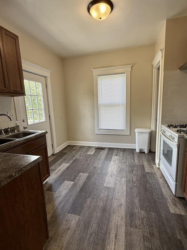 337 S Fordham Ave, Aurora, IL 60506 - photo 14