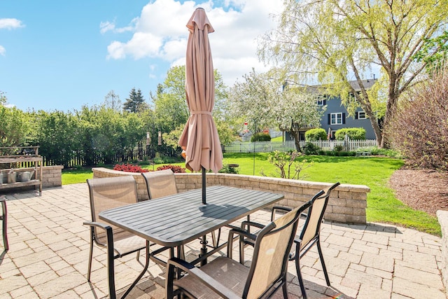 2825 Colonial Dr, Elgin, IL 60124 - view of patio / terrace with outdoor dining space