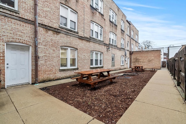 6401 23rd St Unit 2, Berwyn, IL 60402 - surrounding community with fence