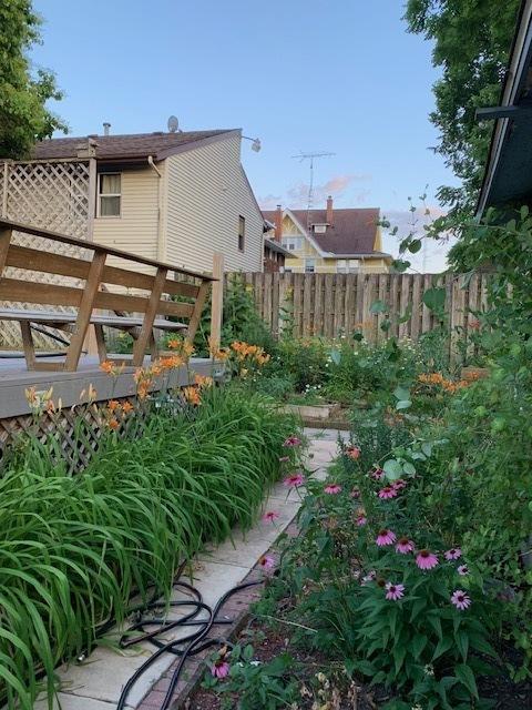 141 Park Ave, Dekalb, IL 60115 - view of yard with fence