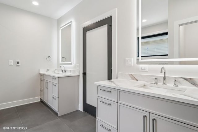 1928 W George St, Chicago, IL 60657 - bathroom with two vanities and recessed lighting