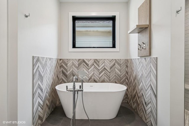 1928 W George St, Chicago, IL 60657 - full bath featuring a freestanding bath, tile patterned floors, and a wainscoted wall