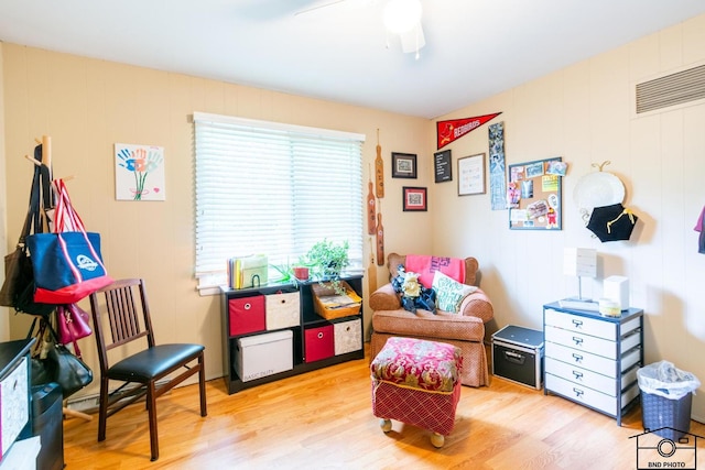 2312 Robertson Ln, Flossmoor, IL 60422 - living area featuring light wood finished floors and a ceiling fan