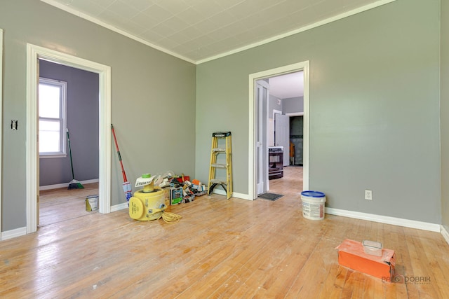 3117 S 53rd Ave, Cicero, IL 60804 - playroom featuring hardwood / wood-style flooring, baseboards, and ornamental molding
