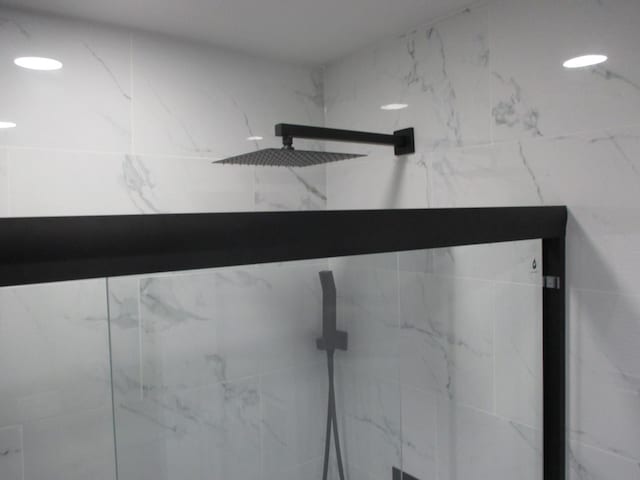 439 Indianwood Blvd, Park Forest, IL 60466 - bathroom view of a marble finish shower
