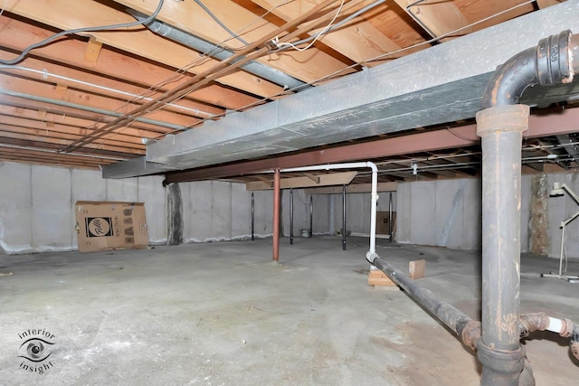 view of unfinished basement