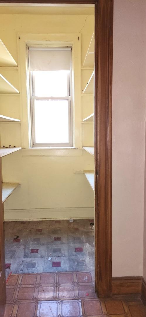 7943 S Vernon Ave, Chicago, IL 60619 - view of pantry