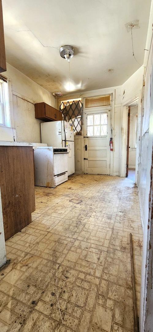 7943 S Vernon Ave, Chicago, IL 60619 - view of kitchen