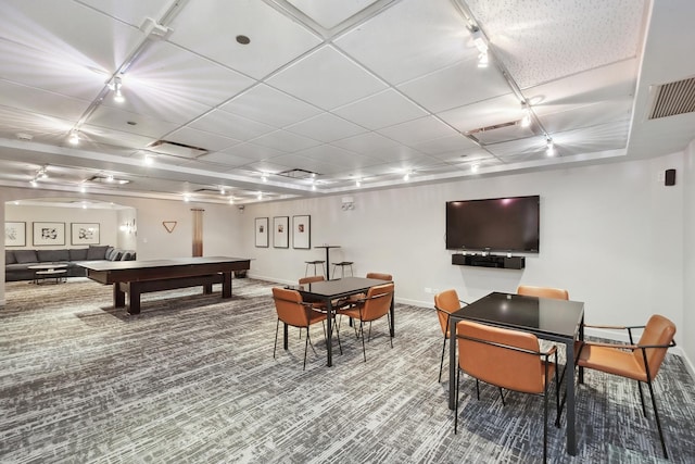 rec room featuring carpet flooring, track lighting, visible vents, baseboards, and billiards