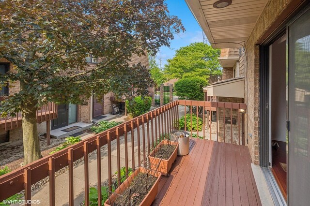 8746 Kedvale Ave Unit C, Skokie, IL 60076 - view of balcony